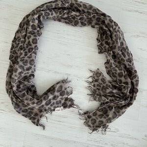 Aritzia Wilfred 100% Wool Leopard Print Scarf